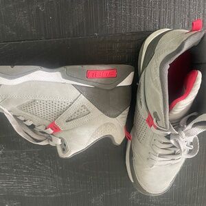Fubu Men’s size 10.5